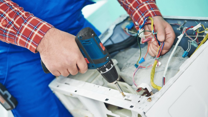 Kadıköy Gorenje Gorenje çamaşır makinesi kart tamiri – Su almama arızası orijinal parça ile giderildi. - Teknik servis örneği